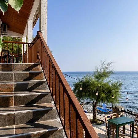 Hotel Kokkino Nero 2*